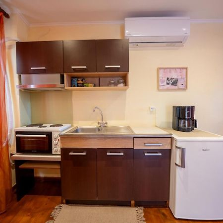 Dora'S Happy Apartment Mantouki المظهر الخارجي الصورة